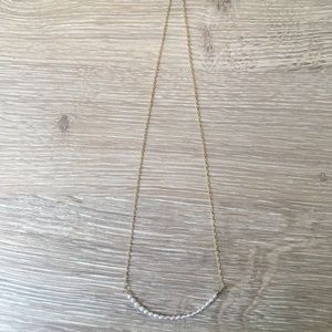 Mini pearl necklace